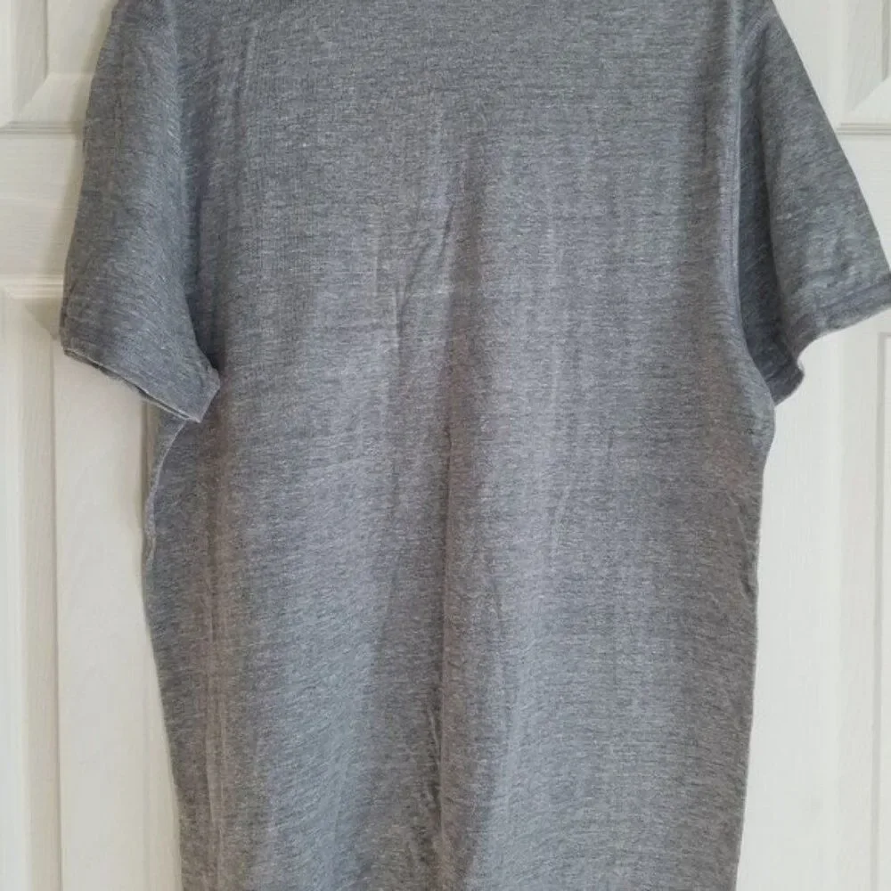 Gray Old Navy Size Large Tee-Shirt - Picture 5 of 6